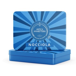 Amaretti alla nocciola in scatola di latta
