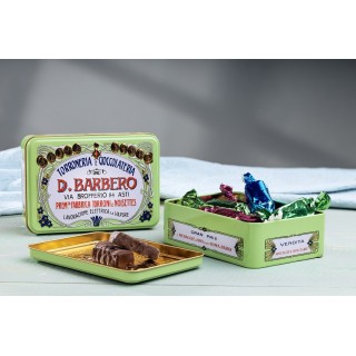 Boîte de nougats au chocolat